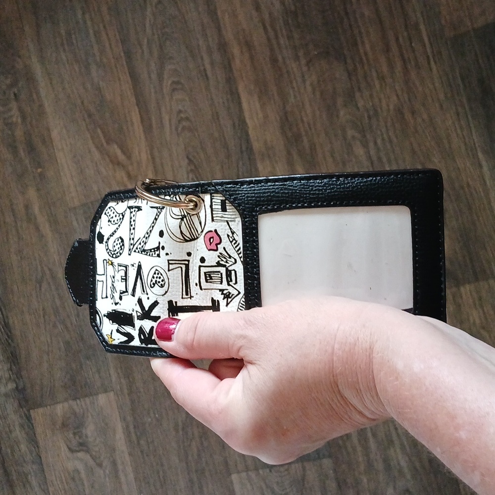 Henri Bendel Graffit Card Holder with Key Chain. - Picture 7 of 13